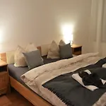 Ruby-Apartment **Zentrumsnah*Balkon**